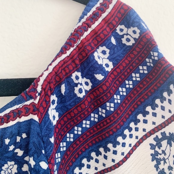 Forever 21 Paisley Peasant Top Small - Picture 3 of 4